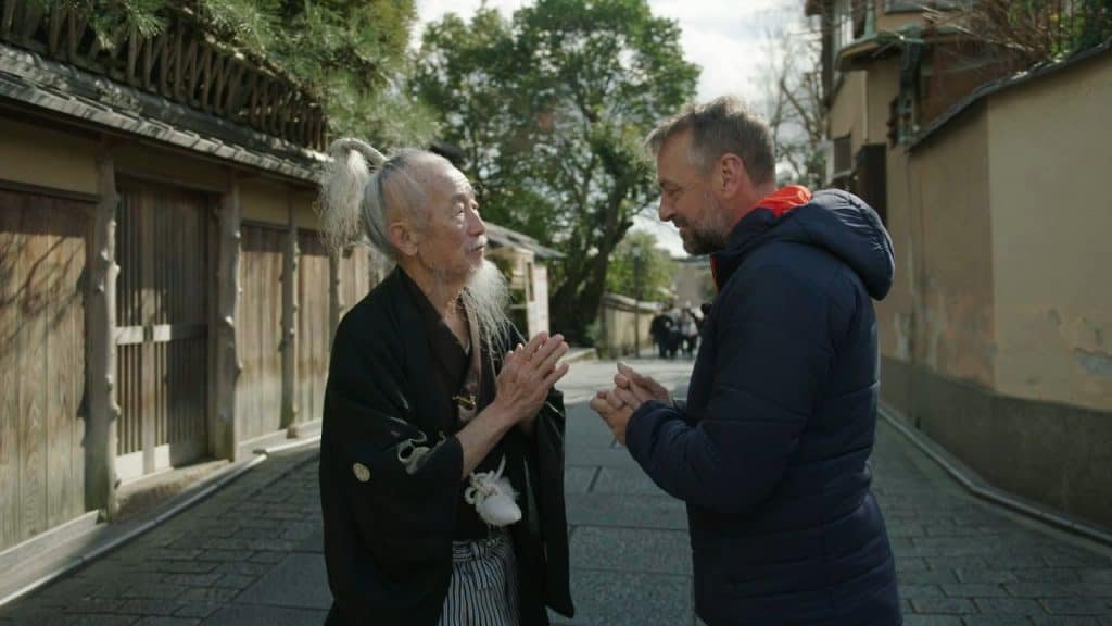 Tom Waes heeft tal van bijzondere ontmoetingen in Japan
