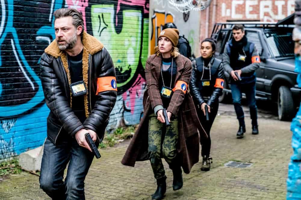 Geert Van Rampelberg, Ruth Becquart en Nora Gharib in actie in Doel (Black-Out, najaar 2020 Eén)